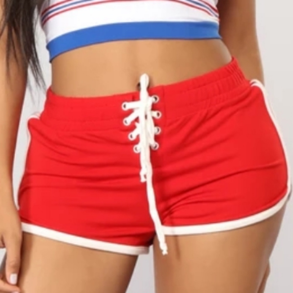 Play shorts